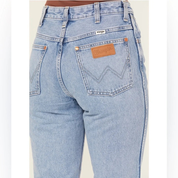 Wrangler Wrock 627 High Rise Kick Flare Jeans Light Wash Raw Hem - Picture 4 of 13